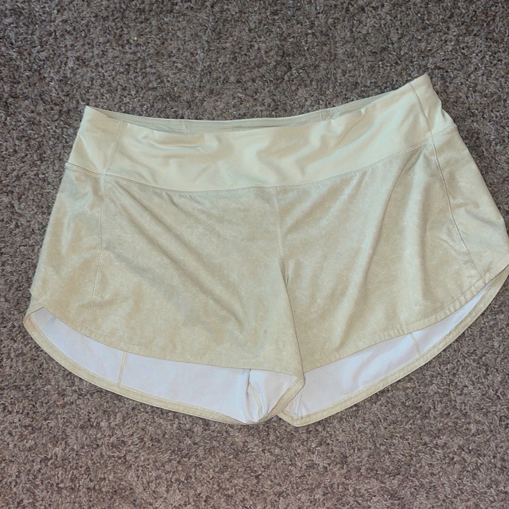 Speed up high rise lined shorts 4in